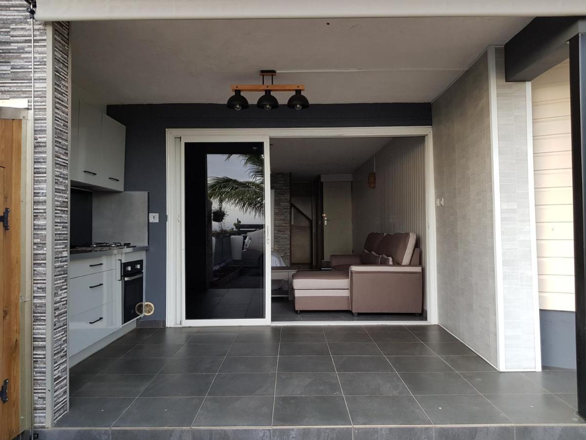 Studio Tres Bon Standing 호텔 Petite Île 외부 사진